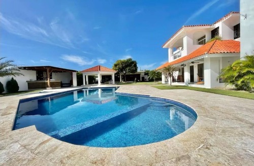 Playa Chiquita Villa | 10 BR huge villa close to Sosua downtown for party birthday or family gateway