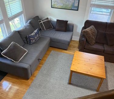 Bridgewater Corners House | 10 min Killington and Woodstock