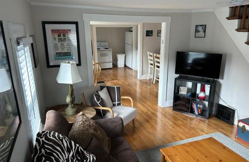 Bridgewater Corners House | 10 min Killington and Woodstock