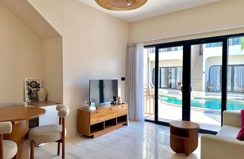 Bukit Hotel | 1A Balangan - Chic Bali Apartment Pool & Beach