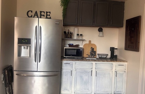 The Roads House | 2 bedroom Miami escape close to Little Havana, Wynwood and Miami Beach
