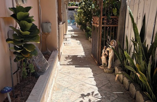 The Roads House | 2 bedroom Miami escape close to Little Havana, Wynwood and Miami Beach