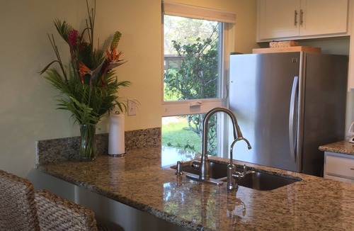 Maunaloa Condo | 2BR 2BA end unit Ke Nani Kai Molokai, HI Unit 151 - Ocean View, Remodeled