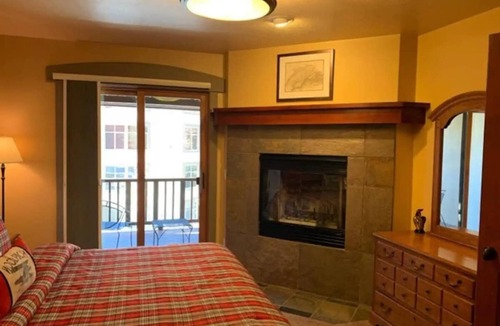 Salt Lake Mountain Resorts Ski Chalet | 4 bdr Swiss chalet in Solitude, 5 min to lifts