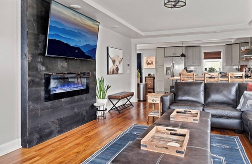 Great Valley House | 4 Seasons of Fun, Ellicottville house that sleeps 16!