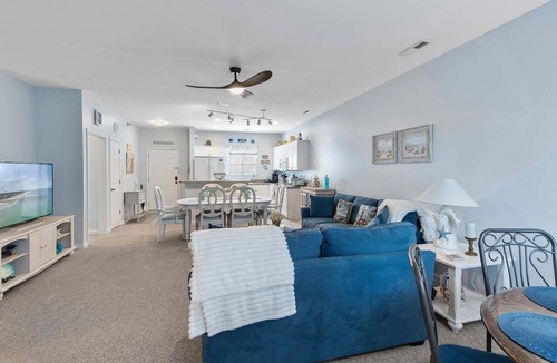 Southport House | 4136 Vanessa Dr Unit 13: 3-bedroom condo in Southport with a private pool