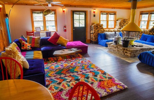 Plymouth House | 8 Bedroom Roadhouse btw. Killington & Okemo