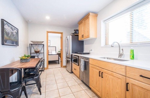 Salt Lake Mountain Resorts Ski Chalet | 9BR I Brighton Chalet Utah Entire House