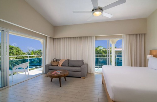 Los Brazos Resort | All-Inclusive Lifestyle Resort Junior Suite! Private balcony with great views!