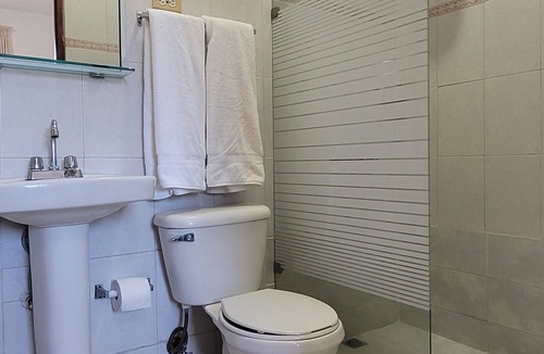 Ciudad Universitaria Hotel | Apartahotel Drake Bolívar
