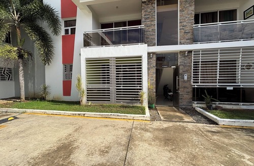 La Vega Province Apartment | Apartment in La Vega, 20 minutes from the Fula river.