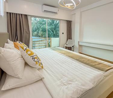 Omadhoo Hotel | Avenly Omadhoo