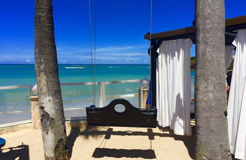 Los Brazos Condo | Awesome Beach Resort that inculdes VIP package Book your suite today!
