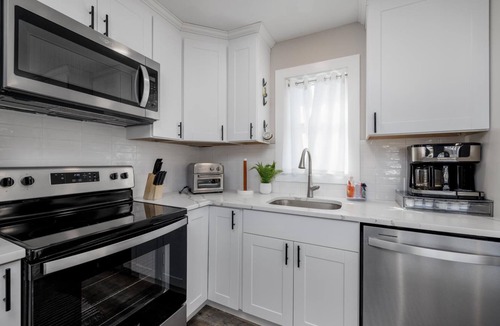 North Cape May House | Bayside Beauty offering 3 bedroom 2 bathroom with a Pool and Hot Tub