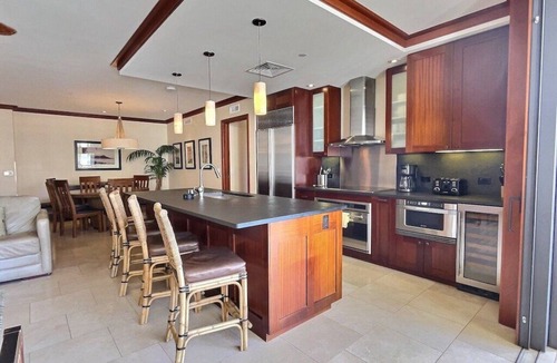 Ko Olina Condo | Beachfront 8th FL 3 bed at Beach Villas Ko Olina beautiful ocean views!