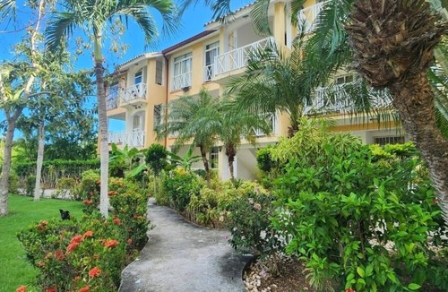 Dominicus Apartment | Beachside Apartment with Rooftop Terrace & Private Jacuzzi – Sleeps 6