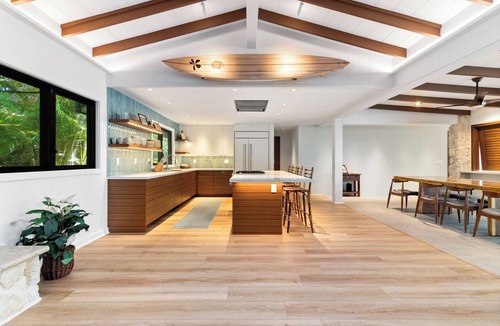 Kailua House | BEACHSIDE LUXURY HOME, AC, HEATED POOL, INQUIRE WITH OWNER FOR DESIRED DATES