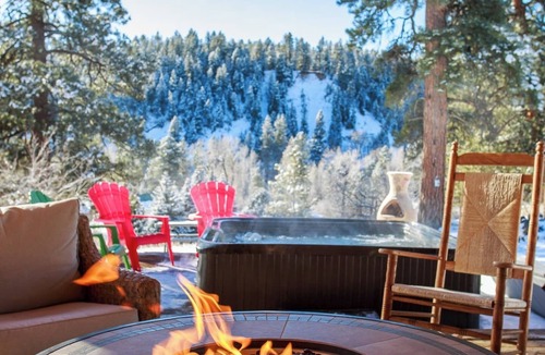 San Juan River Village Ski Chalet | Bear Paw Log Cabin*4Bed/4 Bath*HOT TUB*Fire Pit*