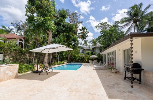 Las Piedras Villa | Beautiful and Cozy 4Bdr Villa in CDC/Pool, Jacuzzi