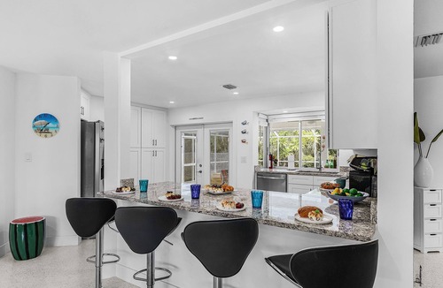 Sanibel House | Beautiful canal home, private heated pool on Sanibel Island! - Villa Island Pearl - Roelens
