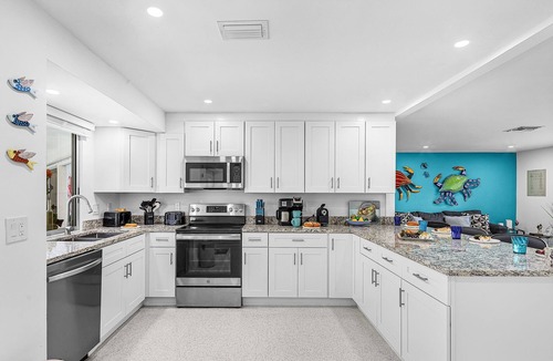 Sanibel House | Beautiful canal home, private heated pool on Sanibel Island! - Villa Island Pearl - Roelens