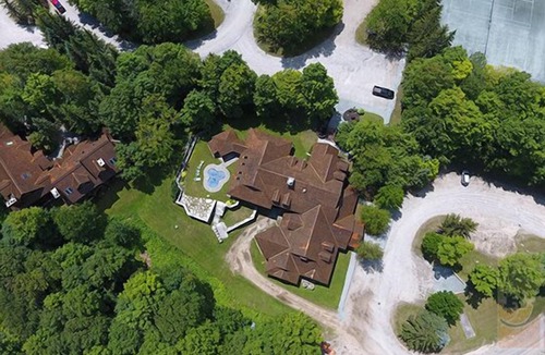 Killington Condo | Beautiful decorated Condo, pool, hot tub, great Killington Views - Highridge B6