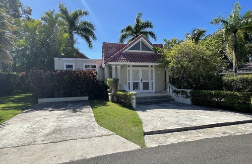 Urbanizacion Tavarez Villa | Beautiful Villa in Sosua - Walk to Beach and Downtown - Residencial Hispaniola