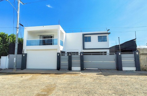 Santo Domingo Este Villa | Best Deal 8BR Villa SD - Pool, Whirlpool, BBQ, Daily Maid & Free Pickup