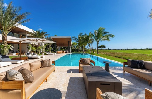 Casa de Campo Villa | Best Luxury Escape W/Gym & Game Room W/Butler Near Beach/Stores/Restaurants