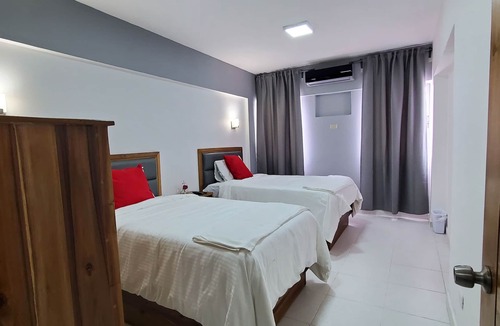 Reparto Ibarra Hotel | ♥ Best Price♥5 minutes walk to Boca Chica Beach
