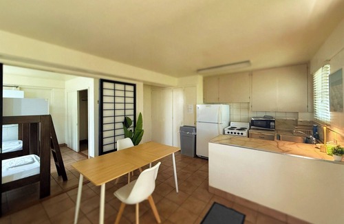 Waikiki Hotel | Bposhtels Waikiki Retreat