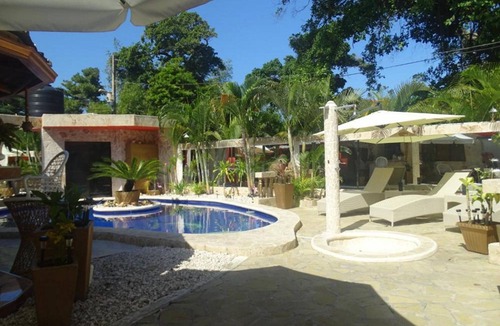 Playa Chiquita Hotel | Budget guest-friendly room near casino and beach