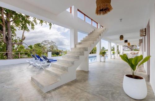 Las Galeras Villa | Casa flor - 16 pax, vista al mar, 2 min de la playa