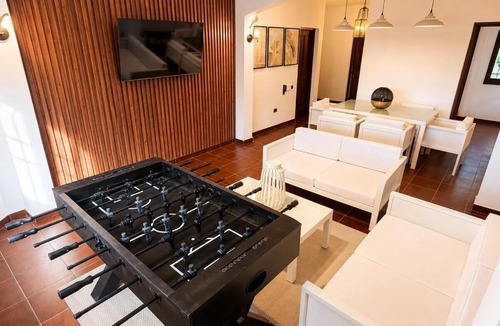 Las Charcas Villa | Casa Manarola Oceanfront Oasis & Pizza Cabin