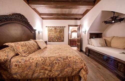 Bolton Landing House | Castle Gatehouse Rental for a Unique Getaway near Bolton Landing, New York