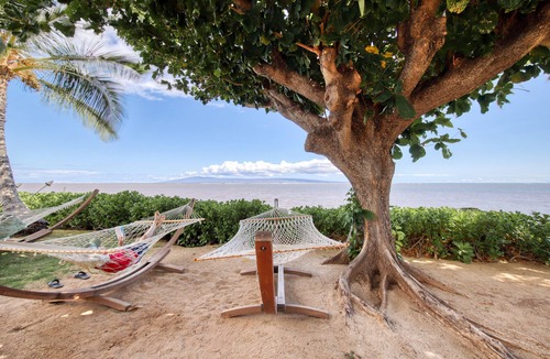 Kaunakakai Apartment | Centrally-Located Studio w/Free WiFi, Shared Pool, Grills, & Kitchenette