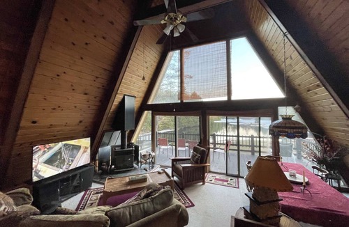 Bolton Landing Ski Chalet | Chalet on Private Alderbrook Lake