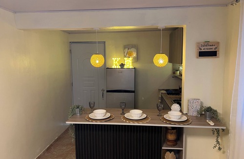 Barrio New York House | Charming 2-bedroom house in wonderful Samana with WiFi, AC