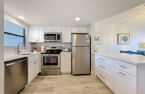 Belle Vista Condo | Coastal Oasis | Beachfront + Prime Spot