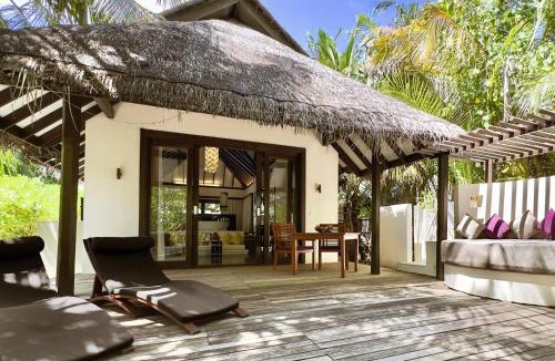 Bodu Hithi Resort | Coco Bodu Hithi - 50 percent off shared roundtrip Speedboat for stays from 1 Sep to 23 Dec 2025