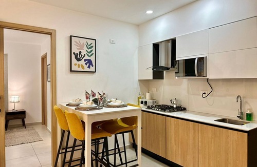 Viejo Arroyo Hondo Apartment | “Comfort & Style at Galería 360 – Pool and Gym”