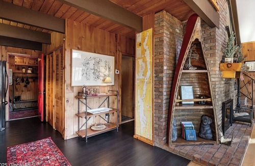 Bolton Landing Ski Chalet | Cozy 2-bedroom chalet in superb Bolton Landing with AC