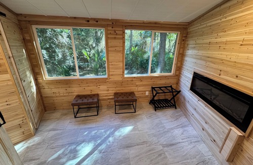 Night Heron House | Cozy and Stylish Night Heron Retreat with Lagoon View and Private Hot Tub