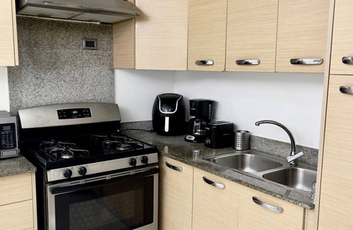 Serralles Apartment | Cozy Pool/Gym apartment 5 min from Agora Mall