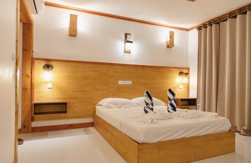 Mahibadhoo Bed & Breakfast | Dhamana Beach is located on the Sunrise Beach of Mahibadhoo, Maldives.