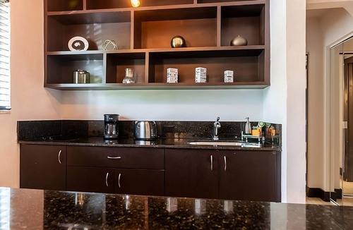 City Center House | Dip Your Toes in The Sand! 4 Relaxing Units in South Beach! Pets Allowed!