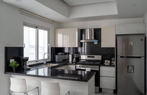 Evaristo Morales Condo | Downtown*Cozy*1br* pool* 50mb| 5*YELLOWKEY