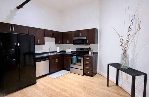 Downtown Nashville Condo | Downtown Music City Loft living! ~Steps to the Ryman and Broadway