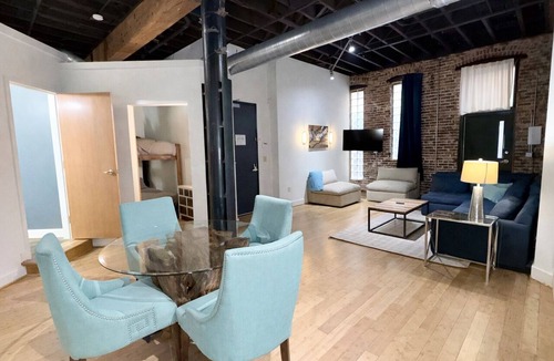 Downtown Nashville Condo | Downtown Music City Loft living! ~Steps to the Ryman and Broadway
