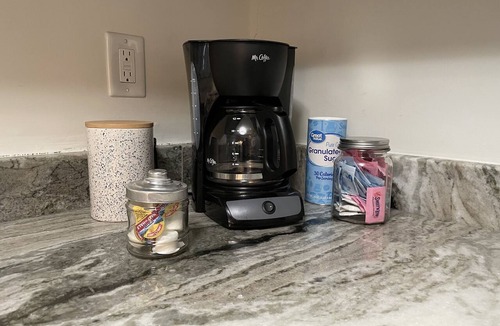 Nashville Apartment | Downtown Nashville Comfy & Cozy Unit B